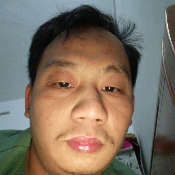摩托凝眸怕孤单的照片