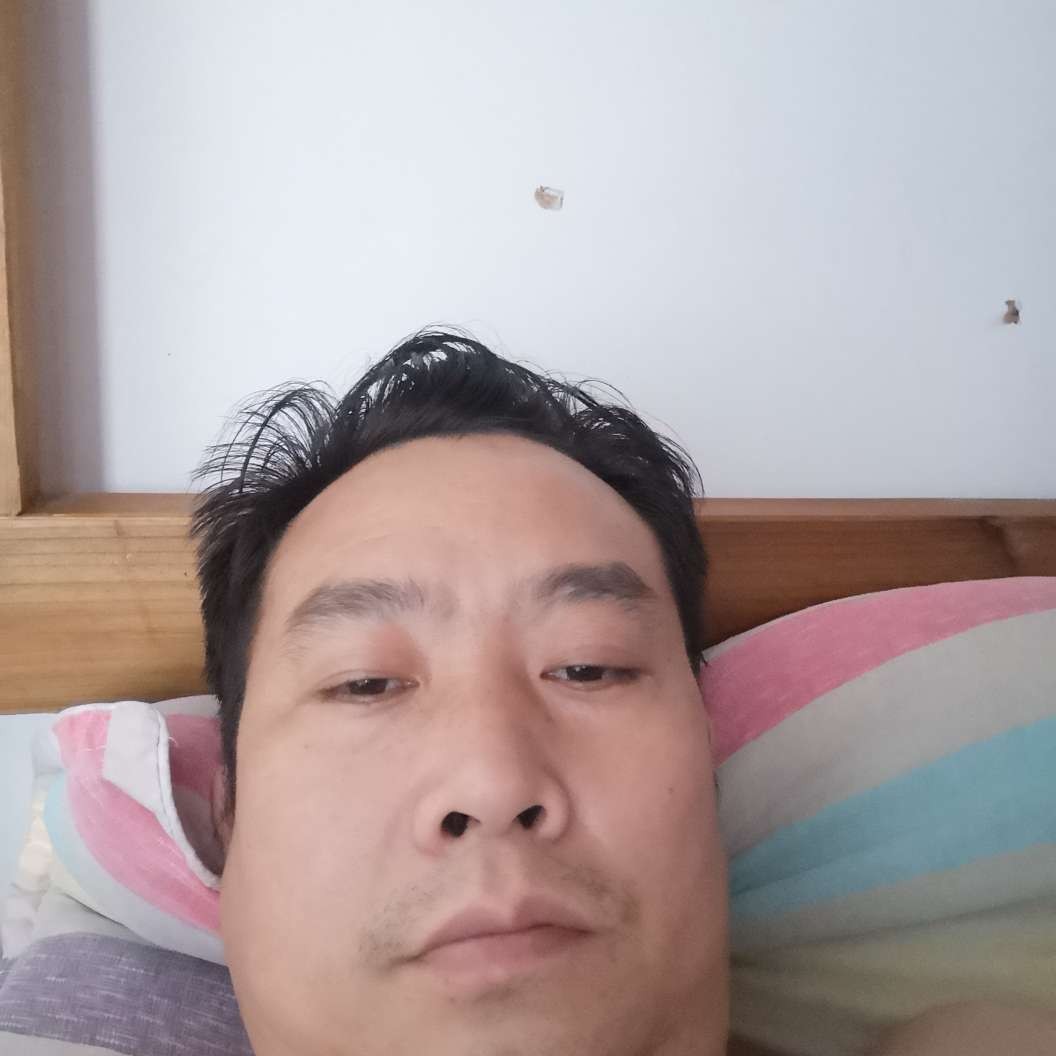 唯一的方保温杯的照片