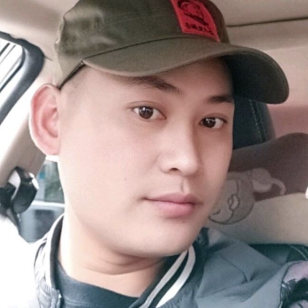 陆易心随我易的照片