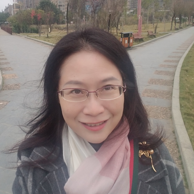 清风徐来花香飘渺的照片