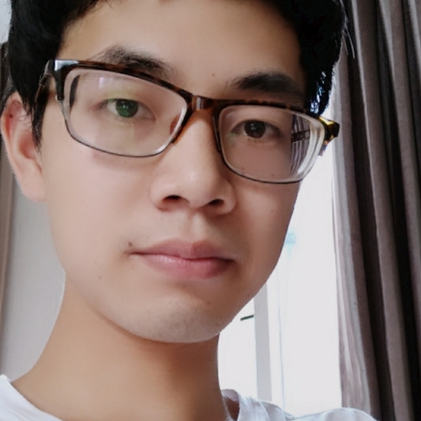 小伙砸的照片