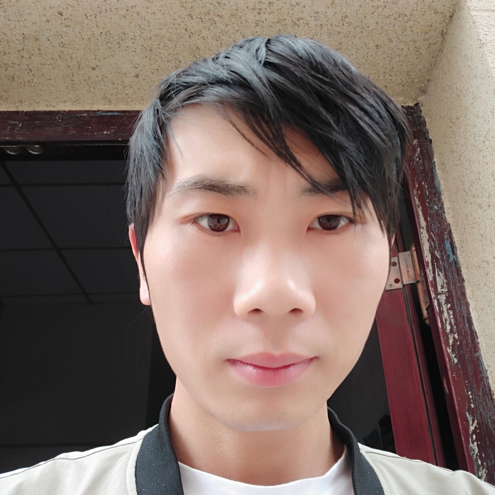 飘逸与灯泡的照片