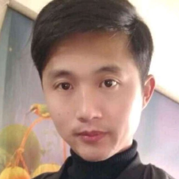 坚定放弃钢笔的照片