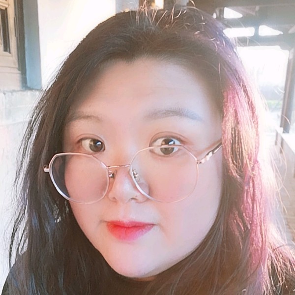 180斤的女胖子的照片