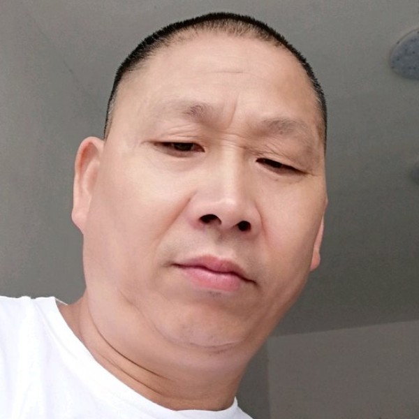 红尘笑清秀的照片