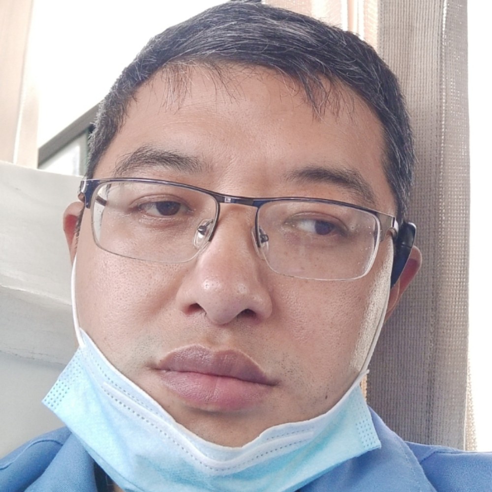 隐形保卫外套的照片