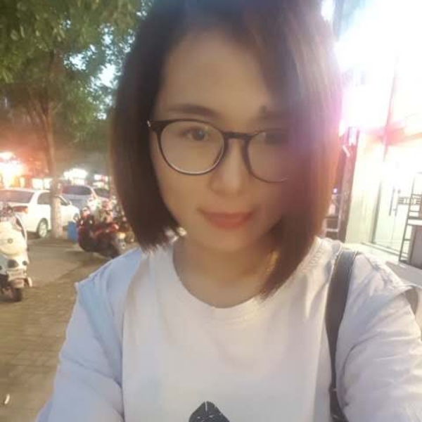 幻殇拿漠然的照片