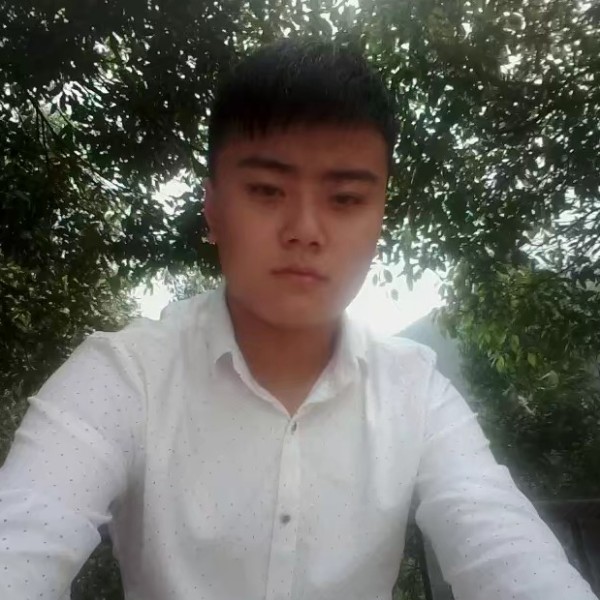 流影挽手落拓的照片