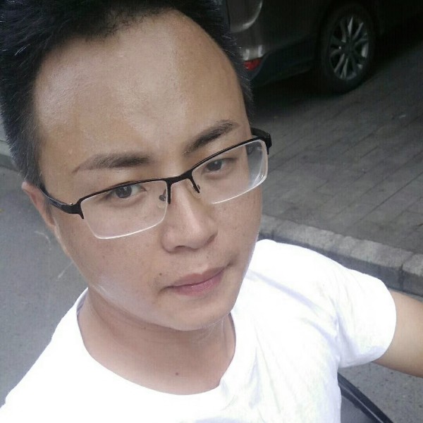暖光落拓的照片