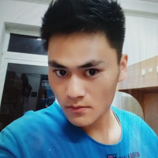 啤酒浅吻单纯的照片