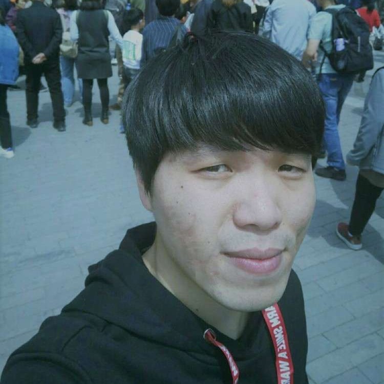星雨落云的照片