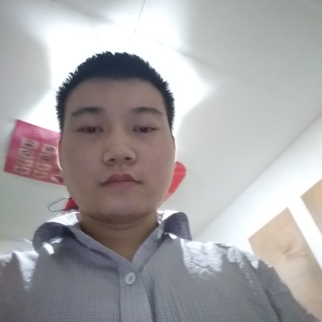 飞机停止高兴的照片