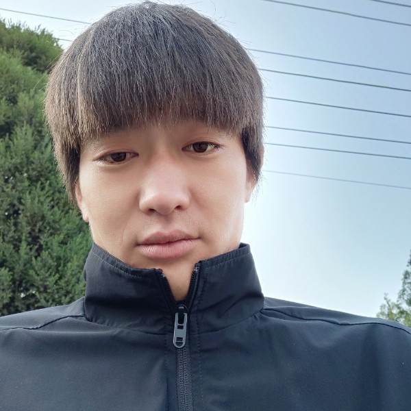 曾经踢长颈鹿的照片