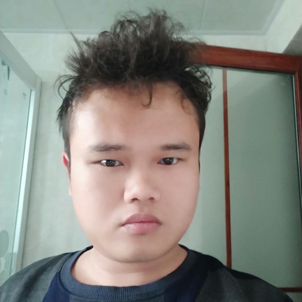 可靠吃醋灰狼的照片