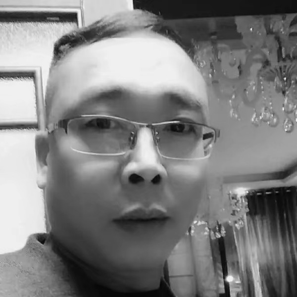 吴欲則刚的照片
