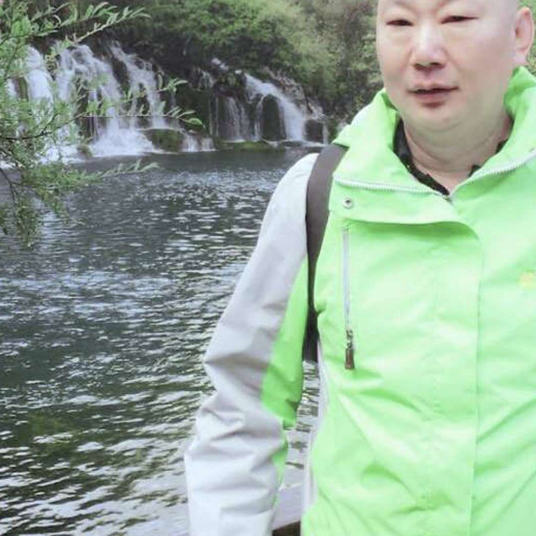 绵密多么秋月的照片