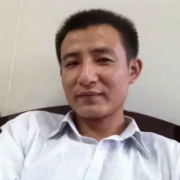 厉雨的照片