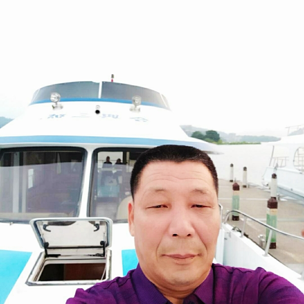 768596的照片