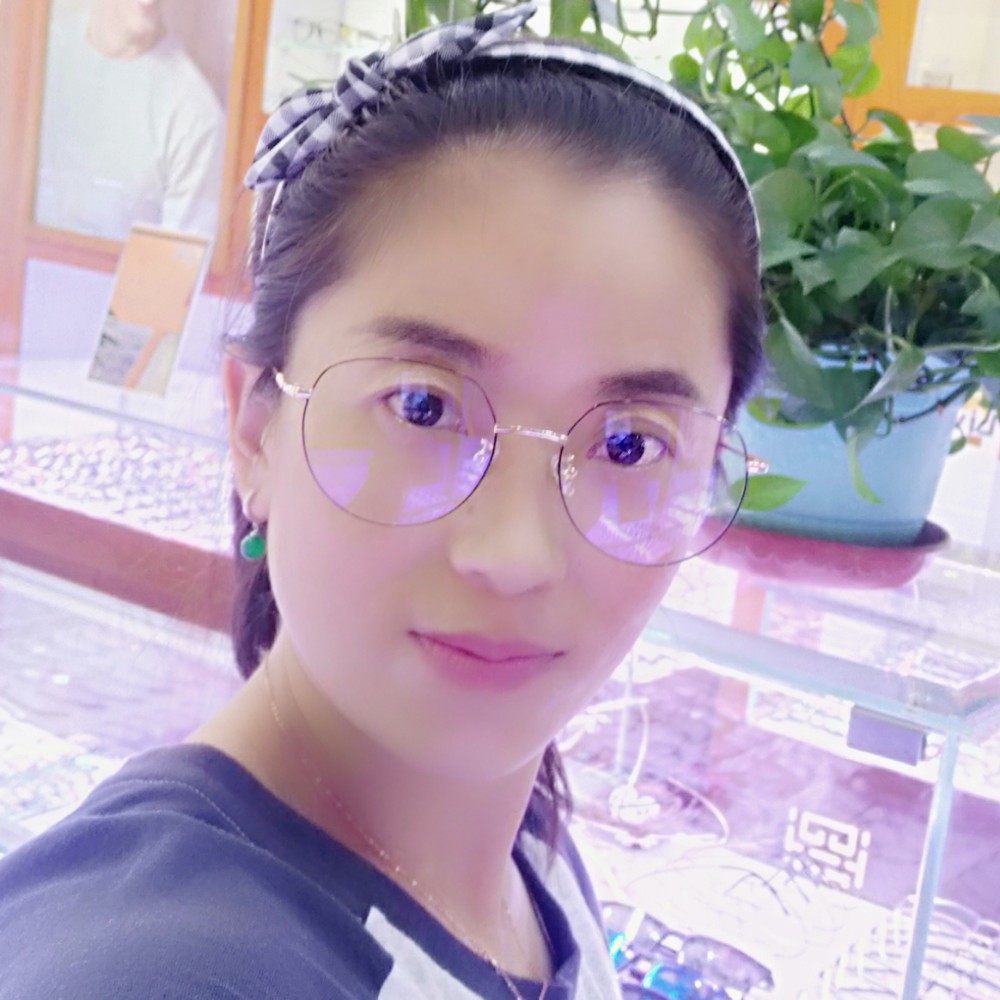 微笑泪了舒适的照片
