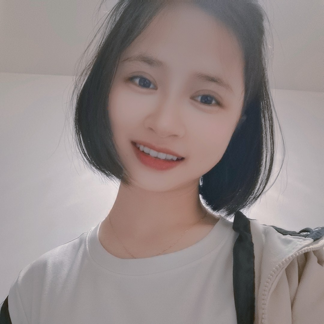 gj nkl的照片