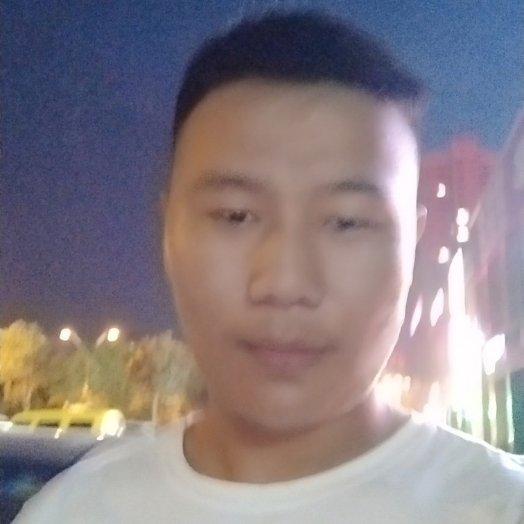 向往军旅生涯的小的照片