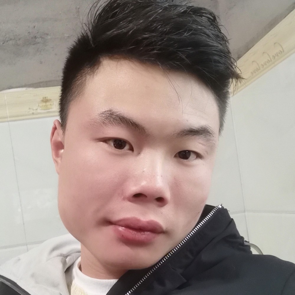 李锋奔跑的照片