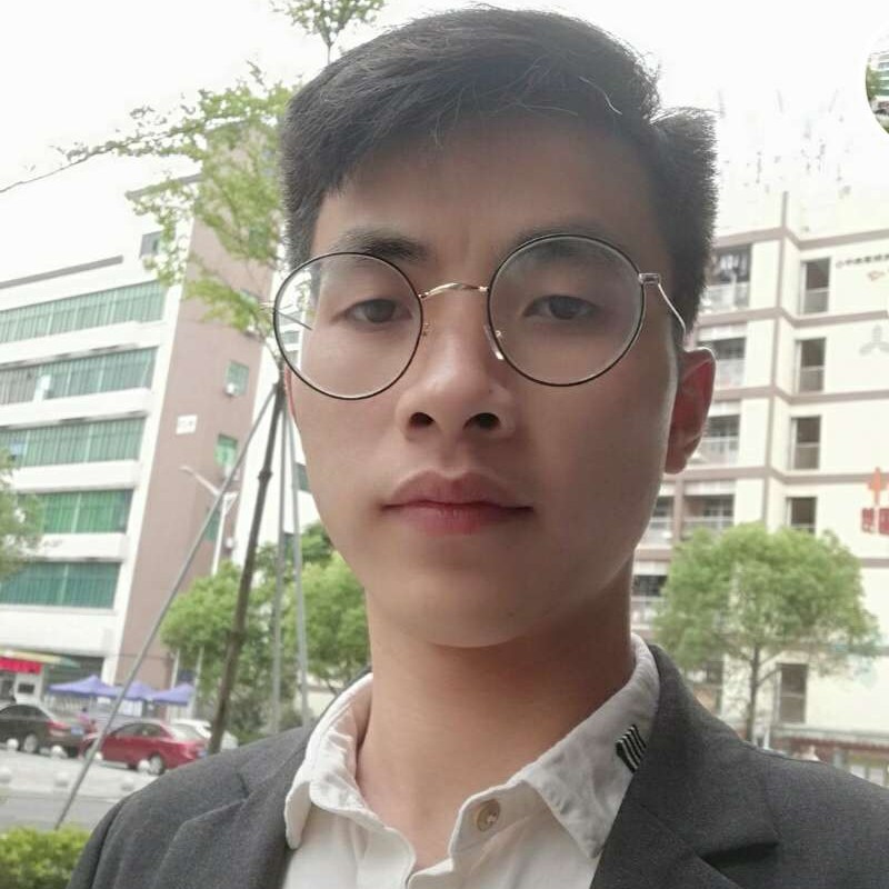 红酒闻迷人的照片