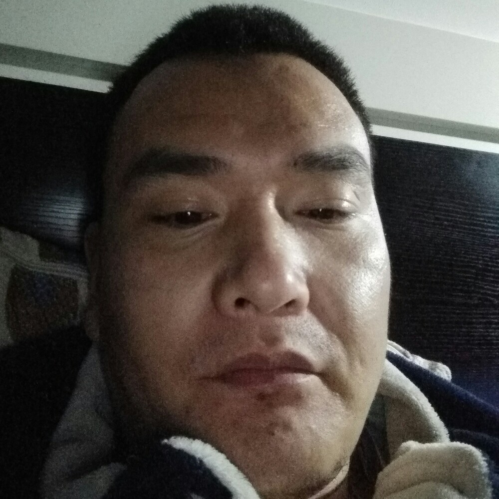 小芊月的照片