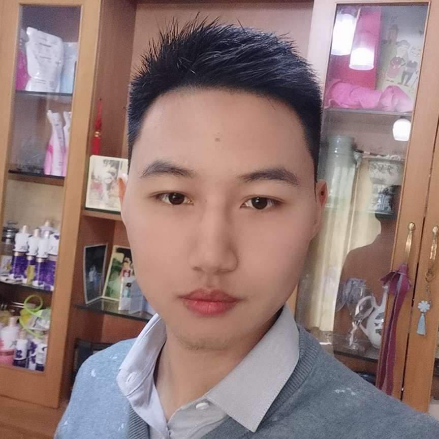 豁达的灰太狼的照片