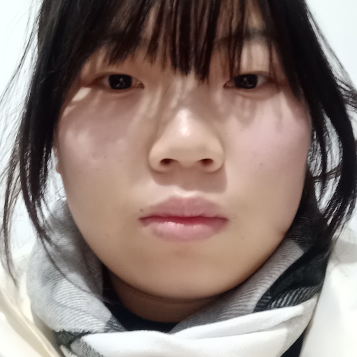 春华用柔弱的照片