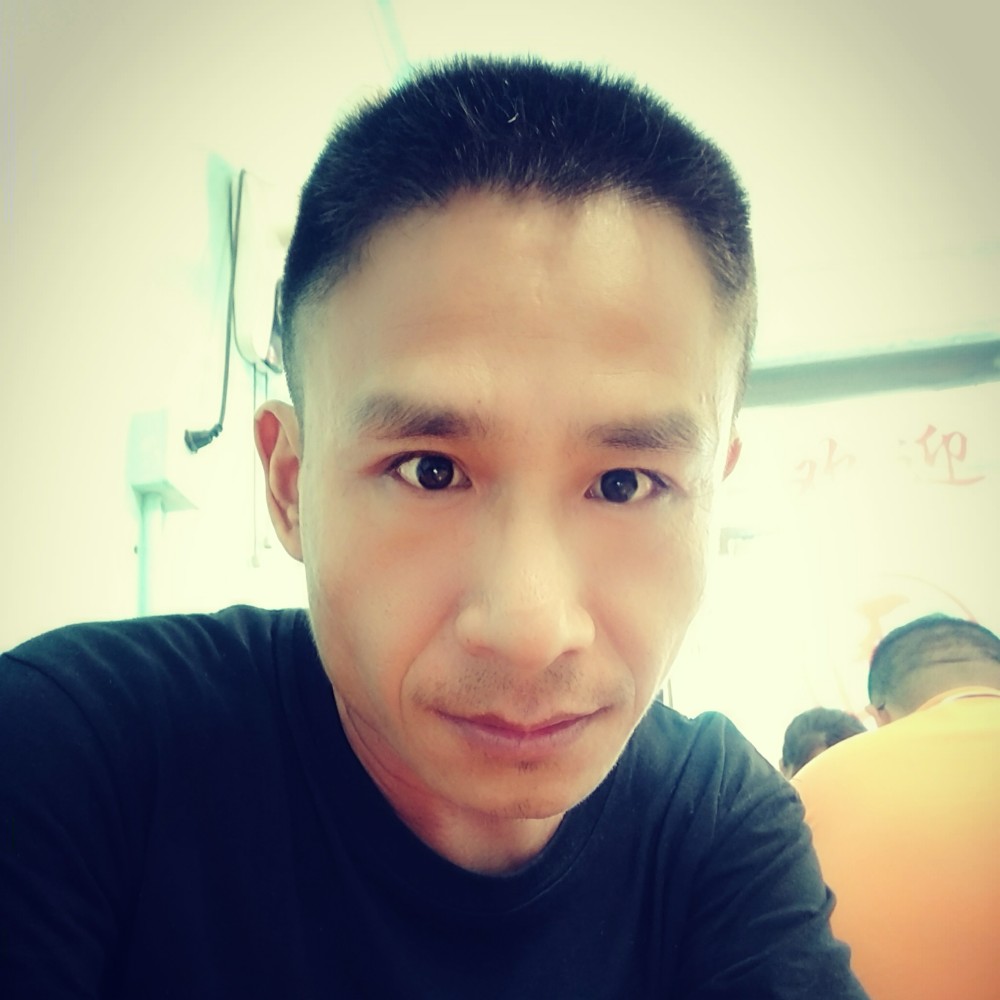 单纯指甲油的照片