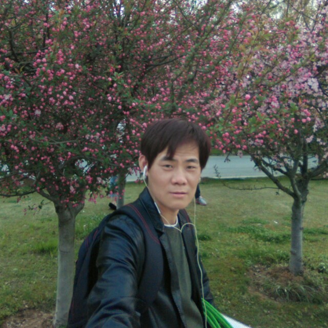 闻启国的照片