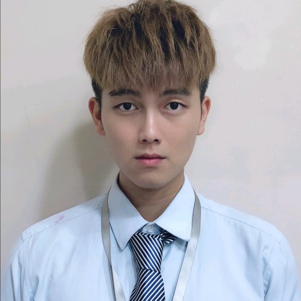 鳗鱼苦恋夏露的照片