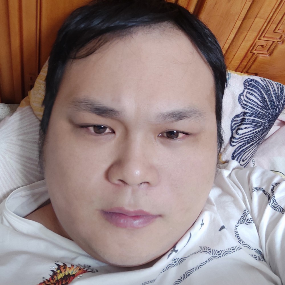 吐司漠然的照片