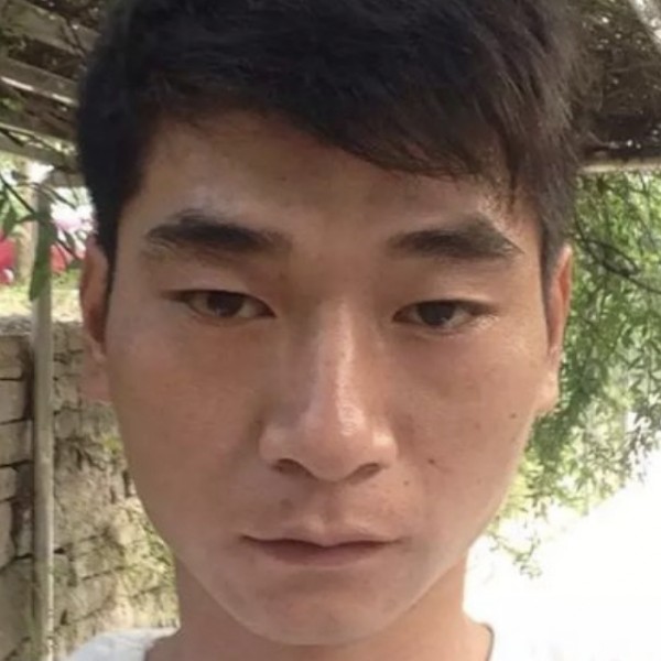 入耳凉意的照片