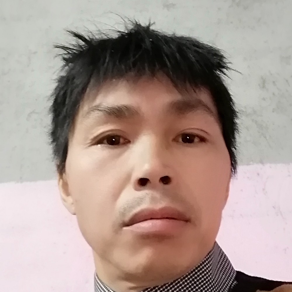 细平的照片