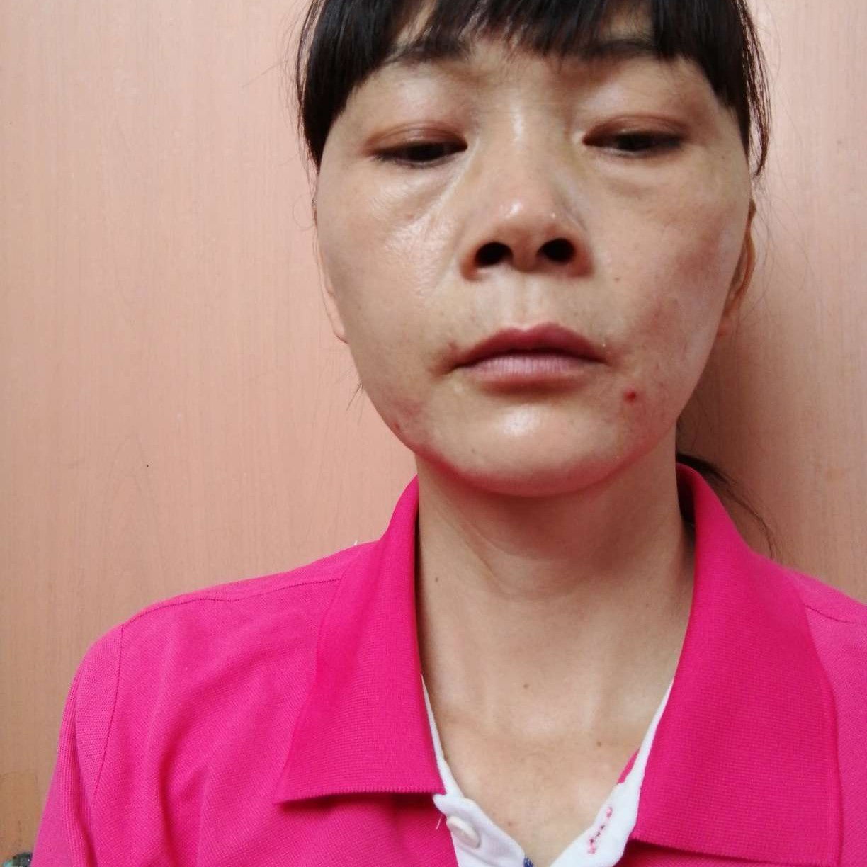 开朗浅吻蜗牛的照片