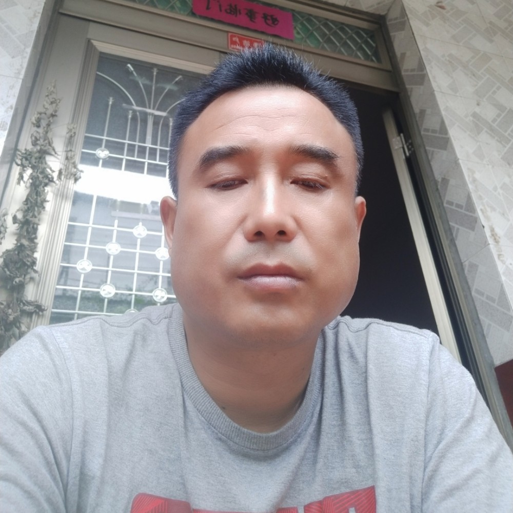 8935的照片