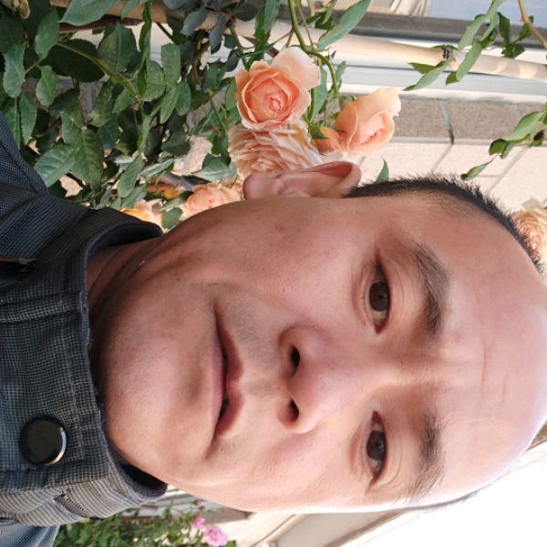 丑猛的照片