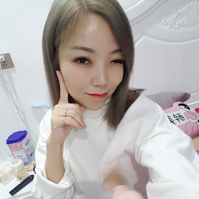 安娜安安的照片