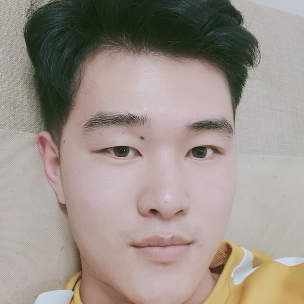 泊谅的照片