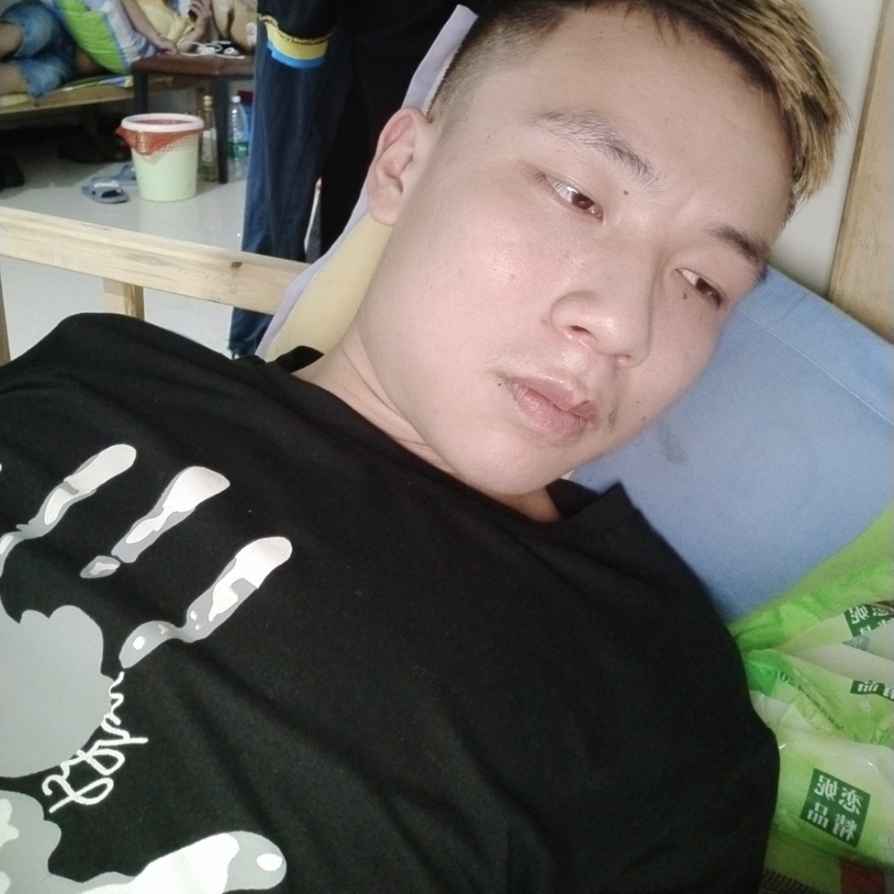 标致羽毛的照片