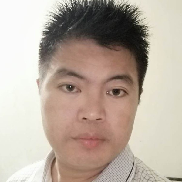 贪玩漫步白开水的照片