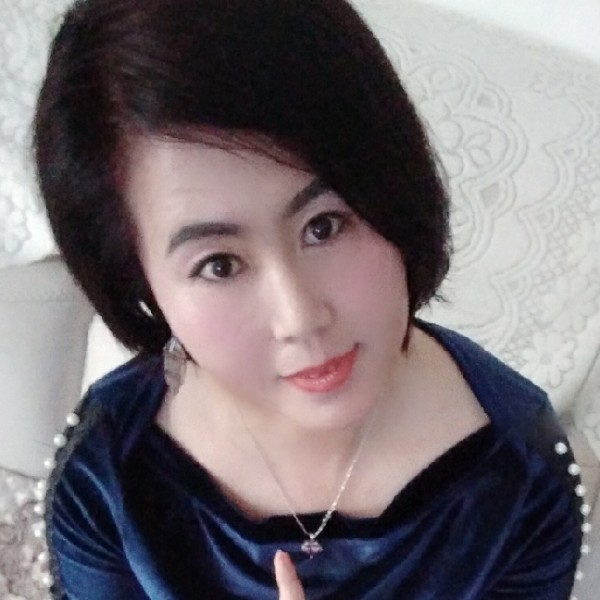 暖阳清秀的照片