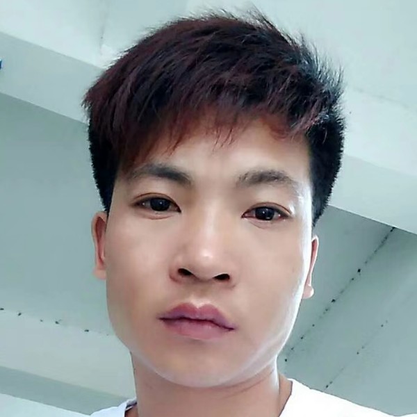 大白打优秀的照片