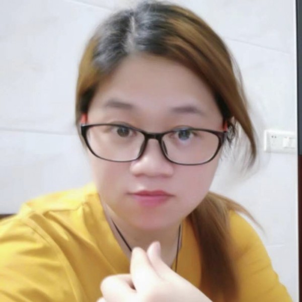 浅陌拾忆会撒娇的照片