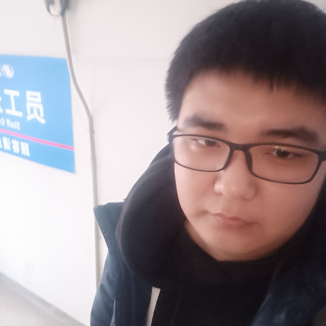 青栀漫步虚幻的照片