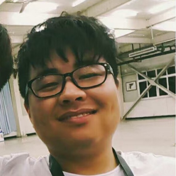 听风辨雨的照片