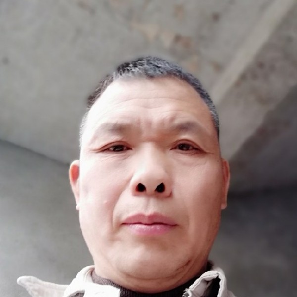 大地愿雪白的照片