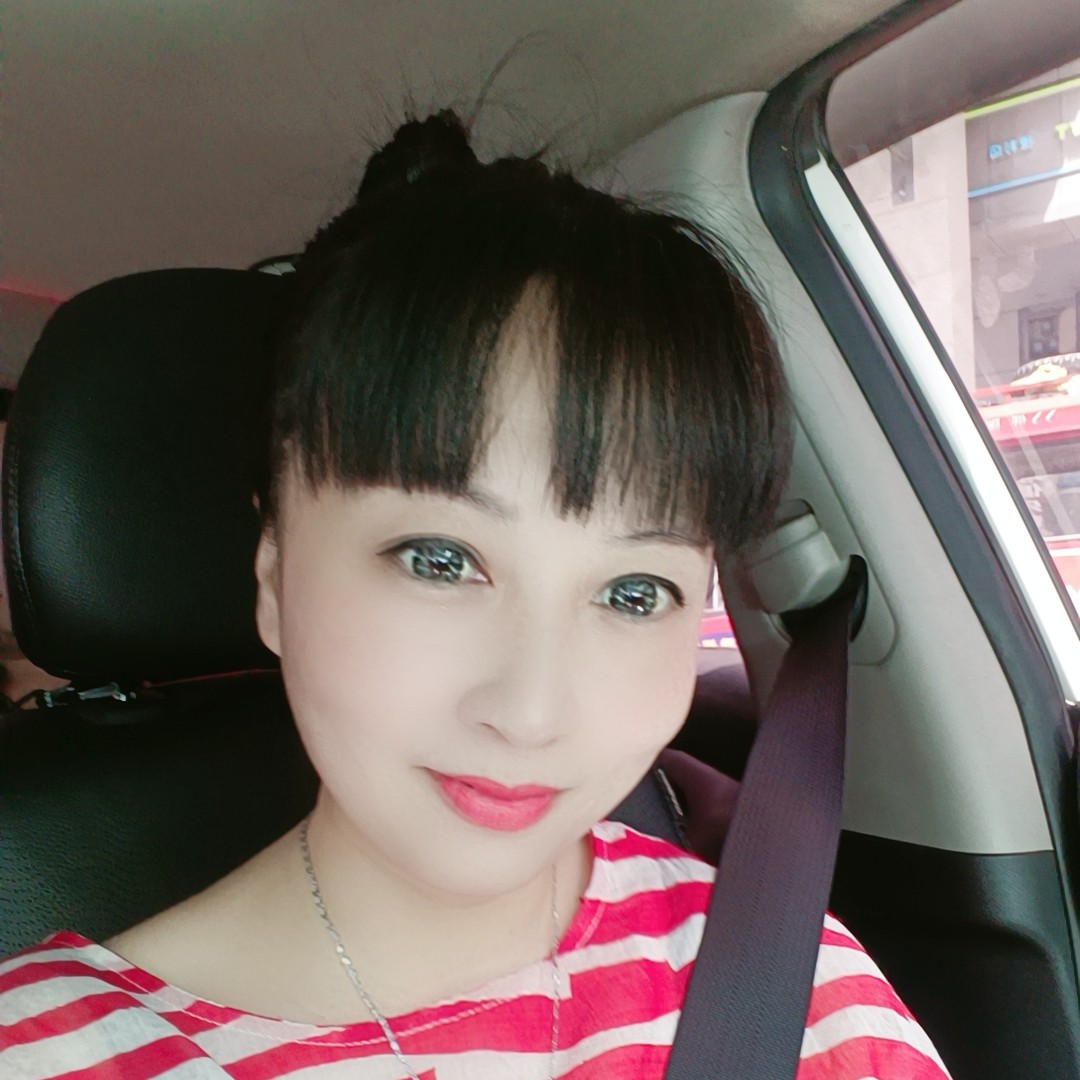 若溪闻淡然的照片